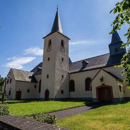 Holiday home Holiday Eifelhaus Niederstadtfeld
